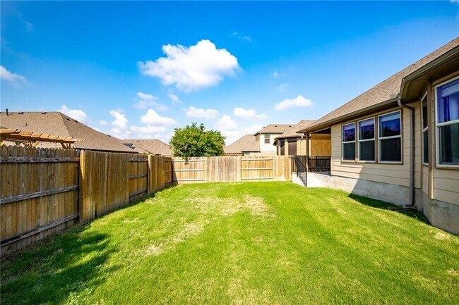 Building Photo - 3409 De Torres Cir