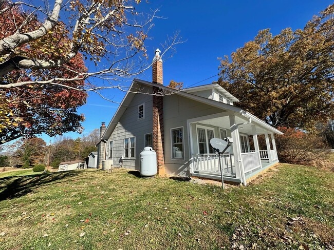 Building Photo - NEW RENTAL LISTING - NO HUD NO SECTION 8