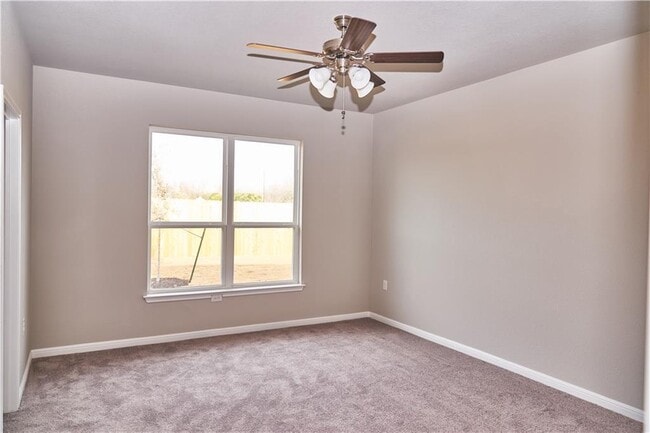 Building Photo - 816 Durness Dr