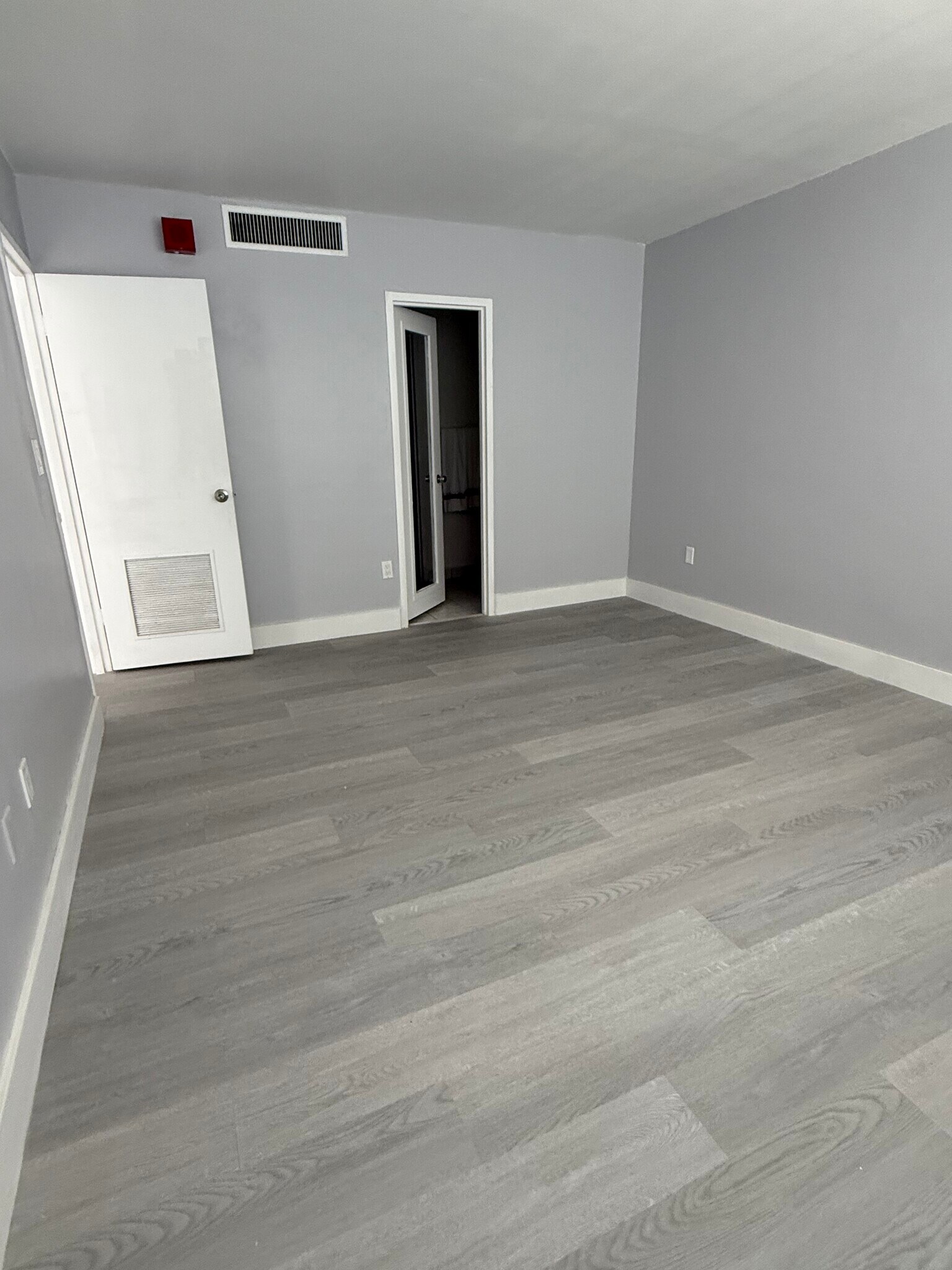 master with bath - 1865 79th Street Cswy