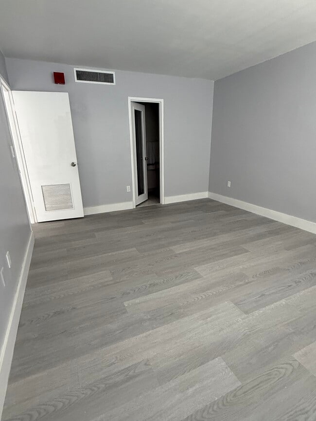 master with bath - 1865 79th Street Cswy