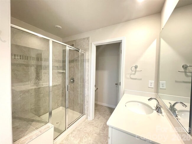 Building Photo - 14019 Martin Hill Wy