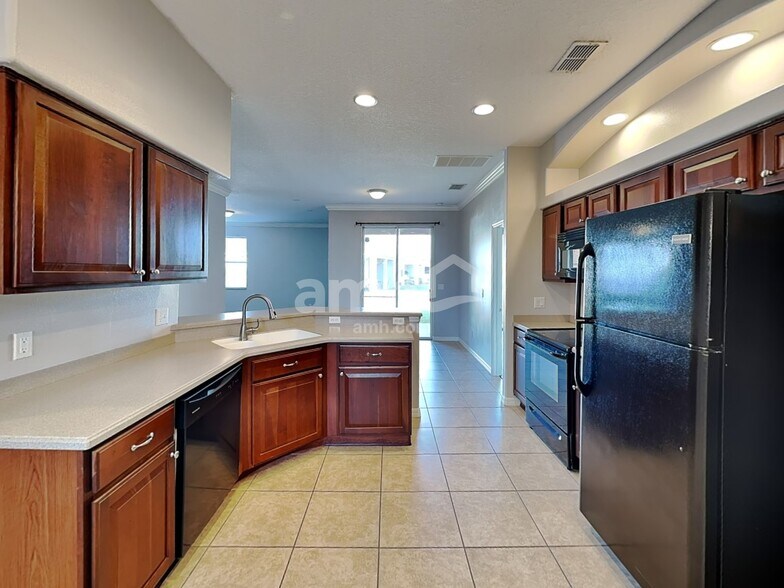 Building Photo - 14813 Braywood Trail
