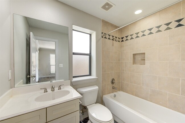 Building Photo - 1706 McDonald St