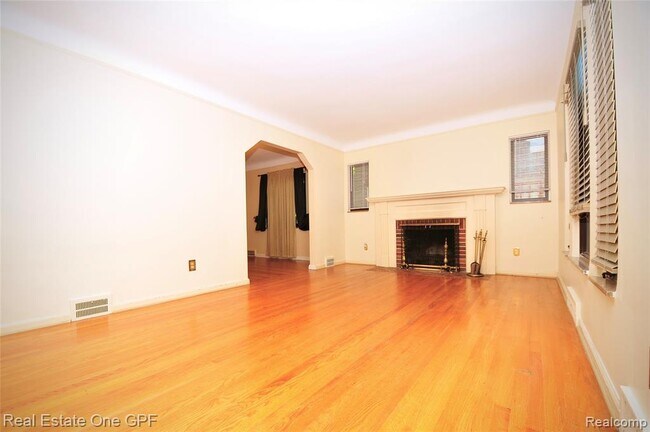 Building Photo - 11157 Stockwell St