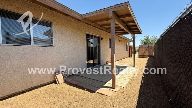 Building Photo - 12780 Redwing Rd