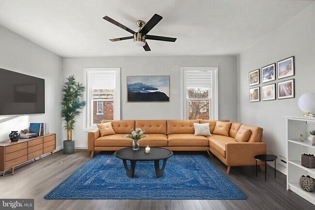 Building Photo - 1735 W Oxford St