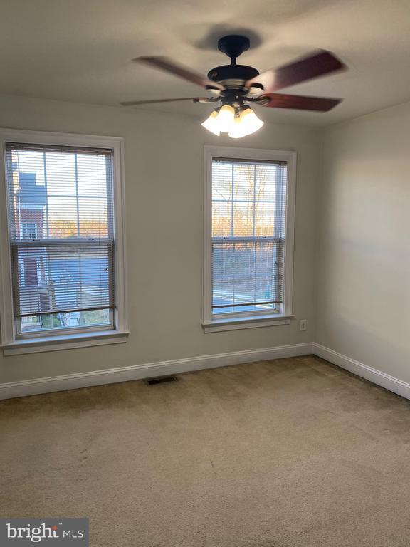 Building Photo - 43557 White Cap Terrace