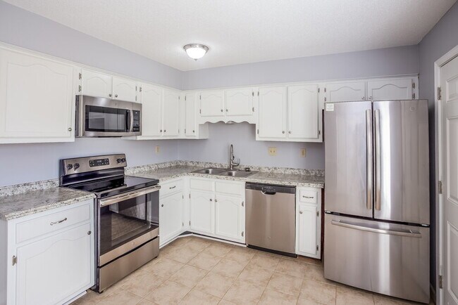 Building Photo - 4235 Highgate Dr