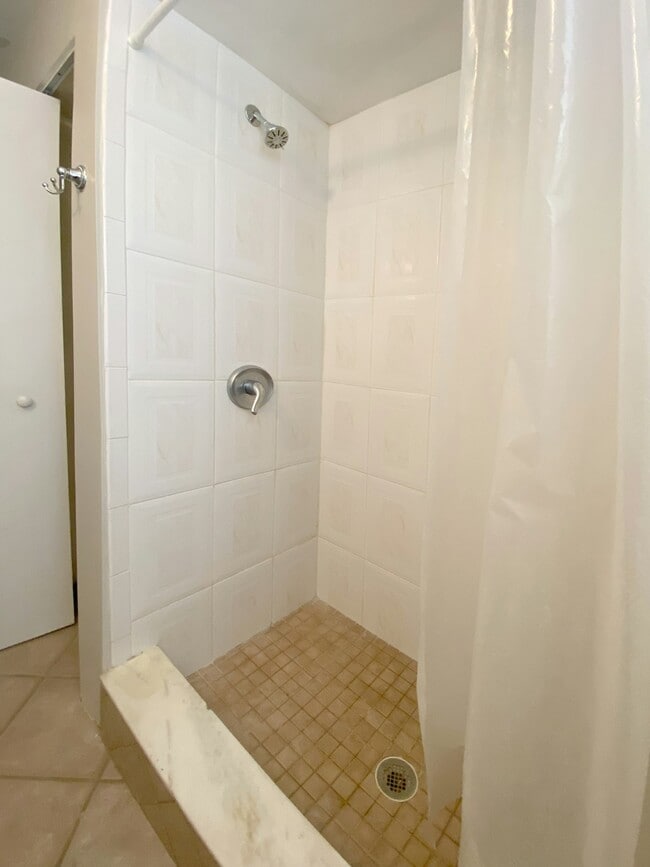Building Photo - 7407 Hager Way