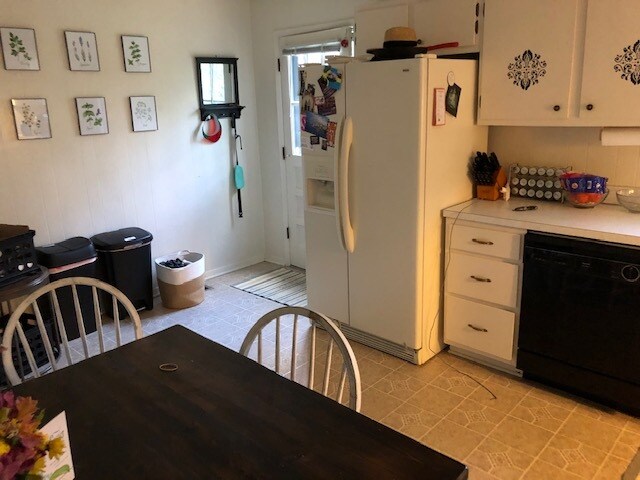 Building Photo - 3834 Granny White Pike