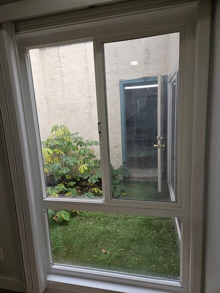 Building Photo - 6303 Rubicon Ave