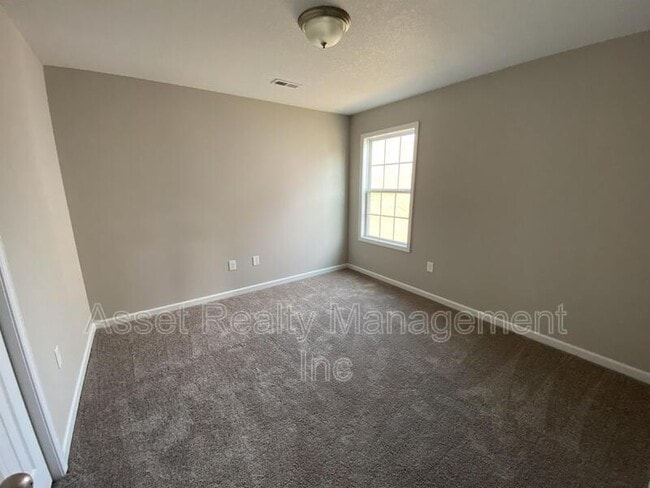 Building Photo - 8233 Zodiac Ln