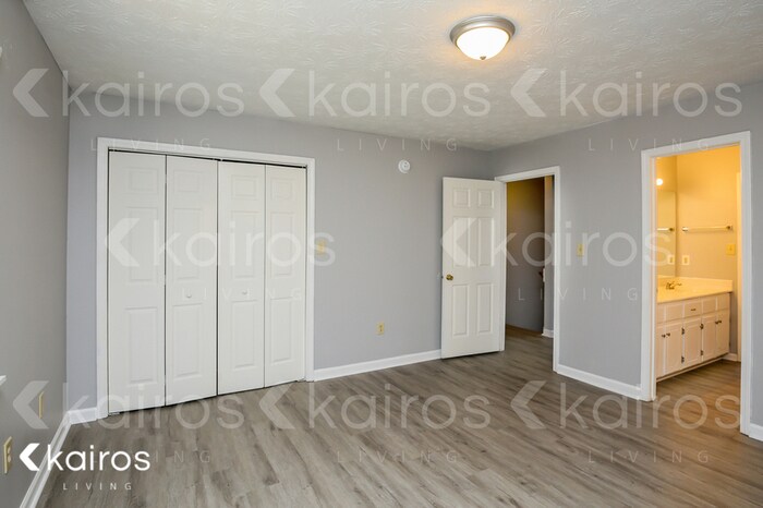 Building Photo - 105 Fawn Dr