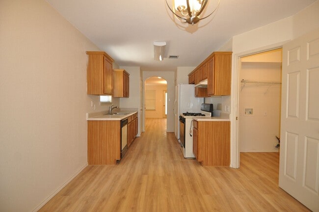 Building Photo - One story home on a corner lot in the affordable Jester Farms neighborhood in Round Rock. Brand n...