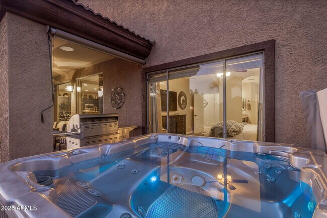 Building Photo - 9053 E Hobart St