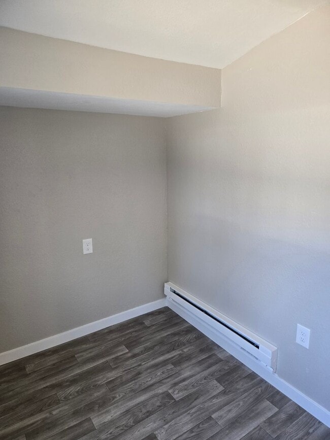 Building Photo - cute 2 bed home