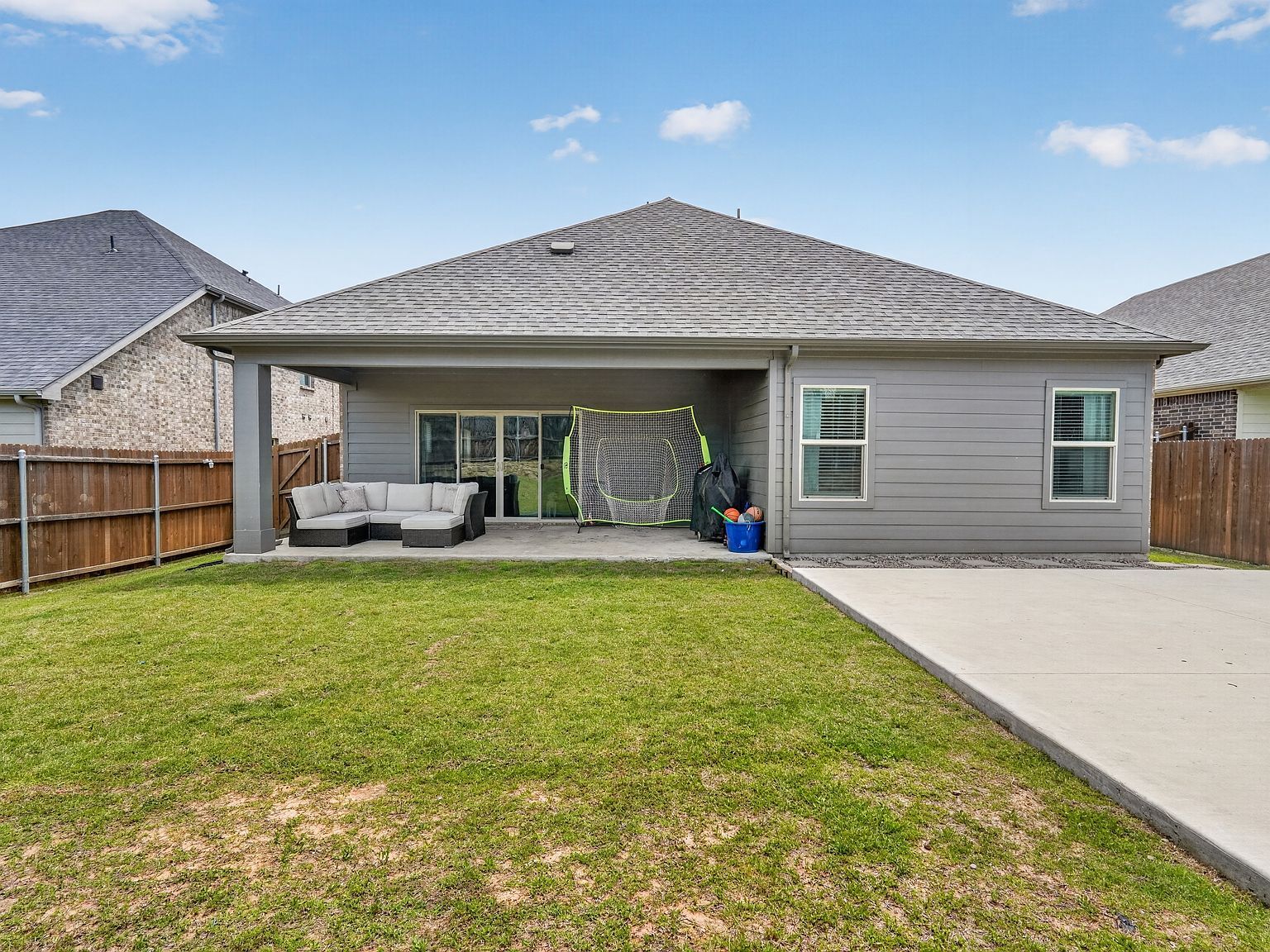 Building Photo - 480 Pebble Brook Ln