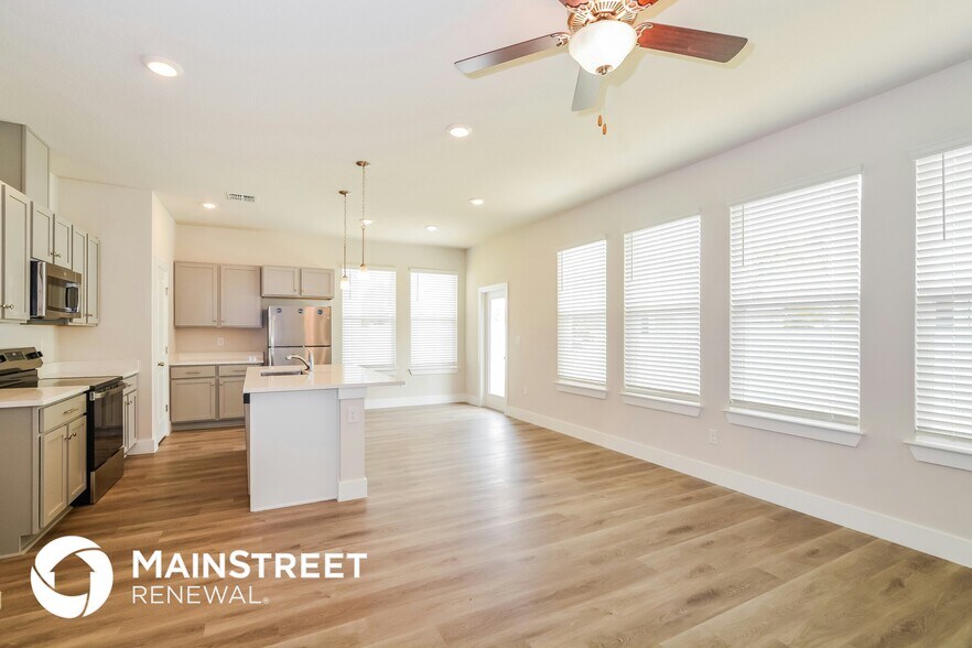 Building Photo - 332 Whiteheart Dr