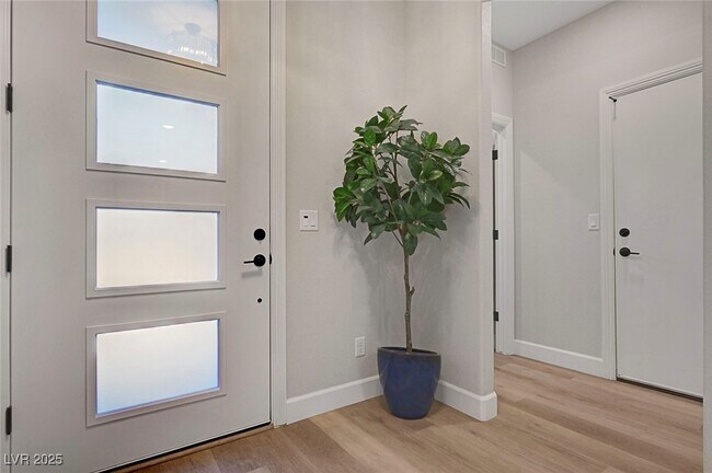 Building Photo - 5477 Vespertine Moon Ave