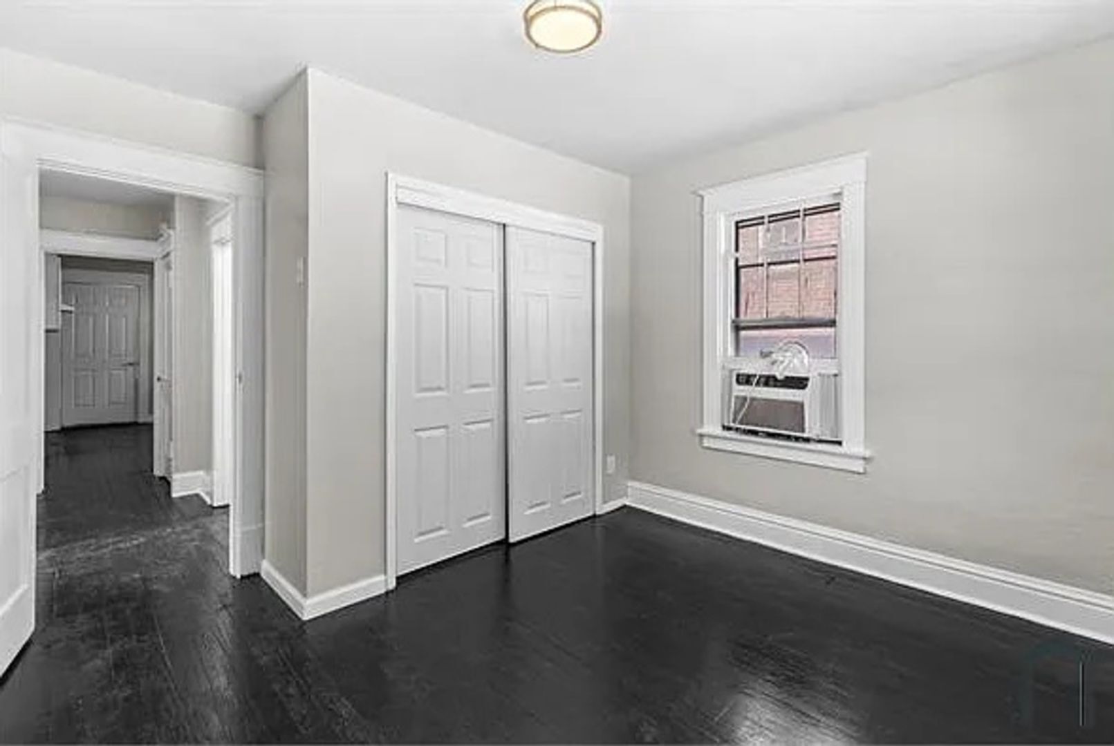 Building Photo - 5415 Hamilton Ave