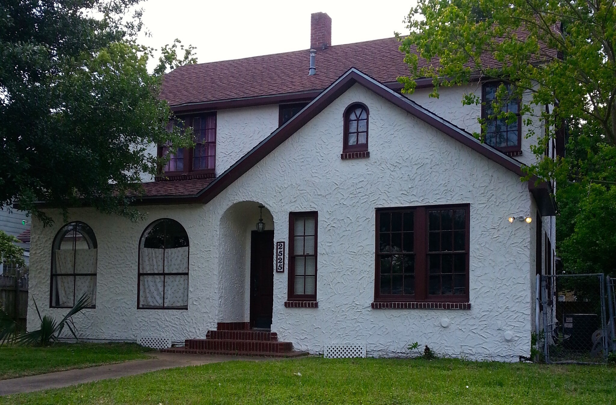 Building Photo - 2525 Liberty
