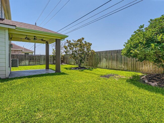 Building Photo - 21643 Manitou Falls Ln