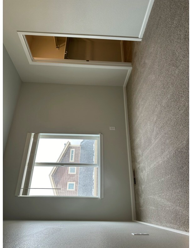 Building Photo - 6500 N Biscay St