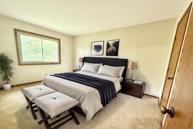 Building Photo - 1456 Meadowcreek Ct