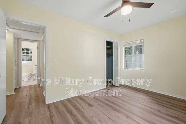 Building Photo - 2115 Minerva Ave