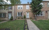 Building Photo - Well maintained 3 bedroom townhouse in established Frederick community ready early May!