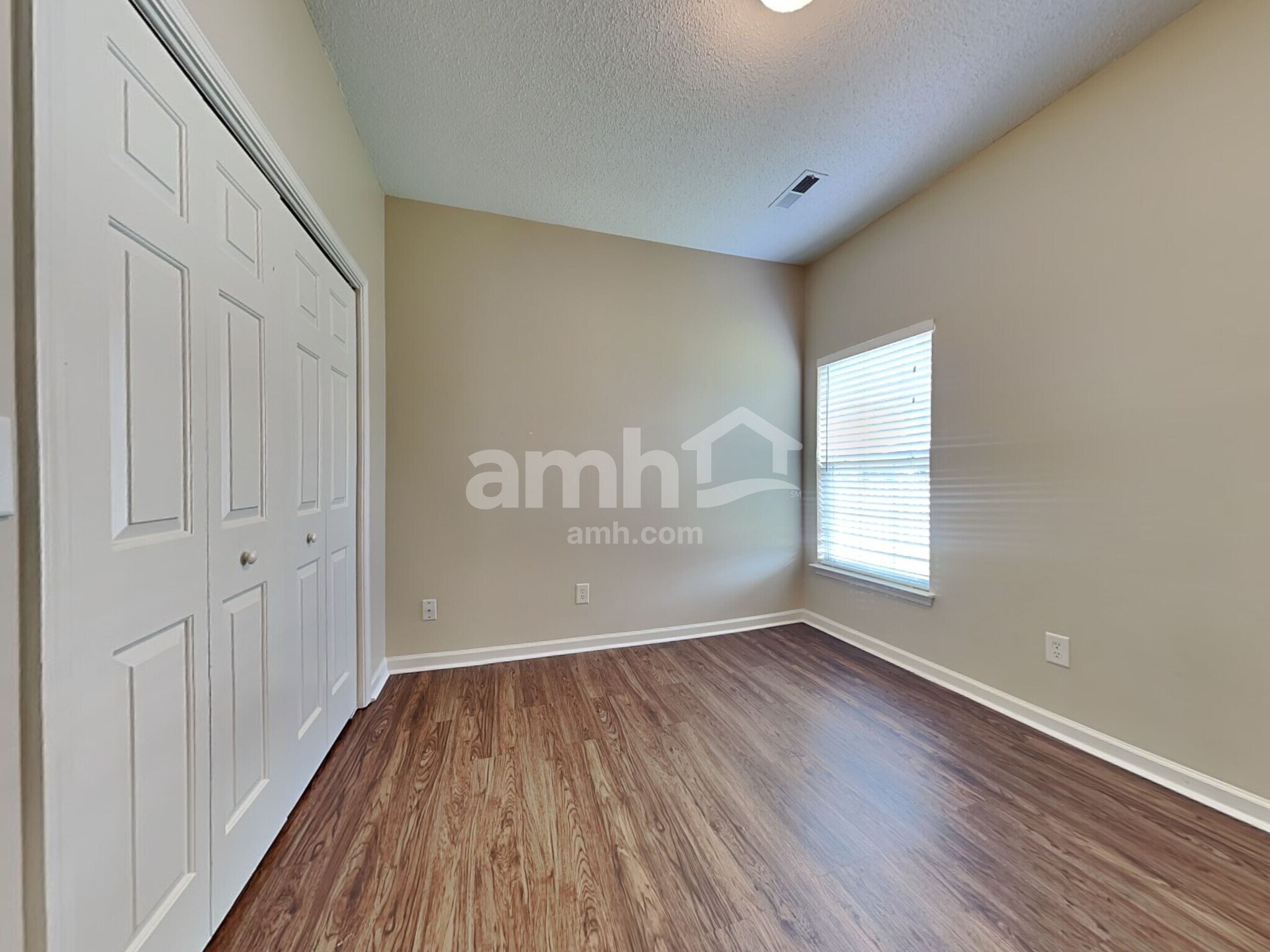 Building Photo - 109 Cannonsmill Ln