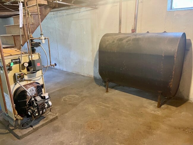 Building Photo - 15 Proulx St