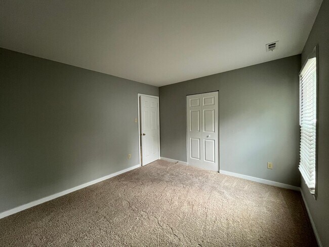 Building Photo - Two-Story Colonial in Henrico