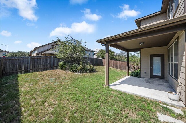 Building Photo - 16300 Copper Ellis Trace