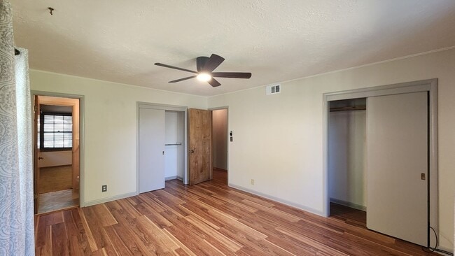 Building Photo - 3 Bed 1.5 Bath in the Coronado Heights 2nd Addn NW OKC