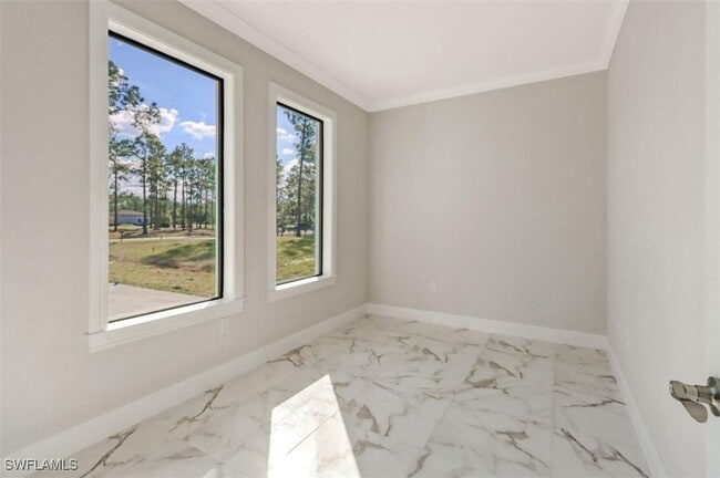 Building Photo - 2436 14th Ave NE