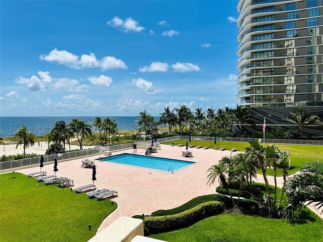 Building Photo - 750 N Ocean Blvd