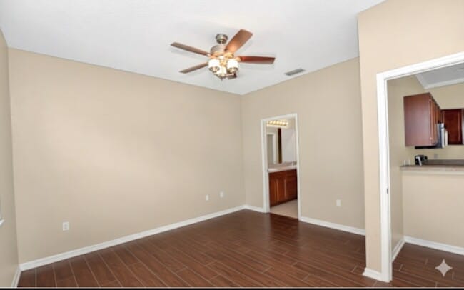 Building Photo - 6502 Sedgeford Dr