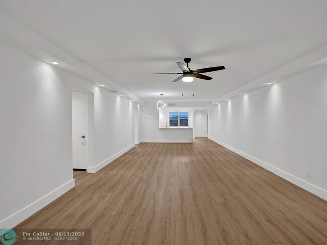 Building Photo - 3305 Aruba Way