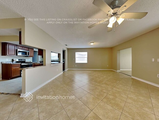 Building Photo - 8702 Wolf Den Trail