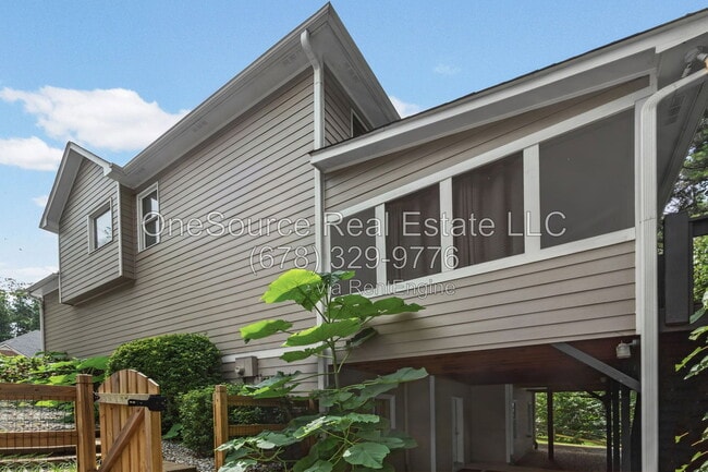 Building Photo - 221 Copper Leaf Way