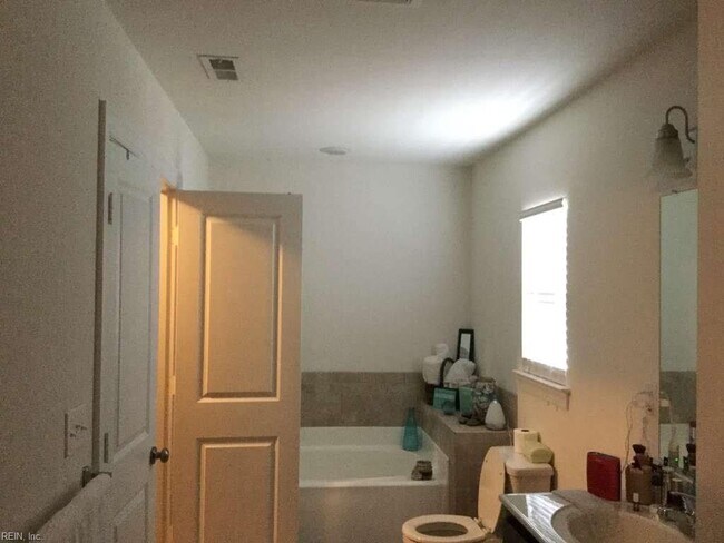 Building Photo - 5453 Legacy Way