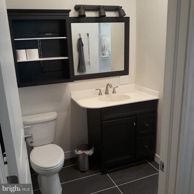 Building Photo - 1201 Penn Ave