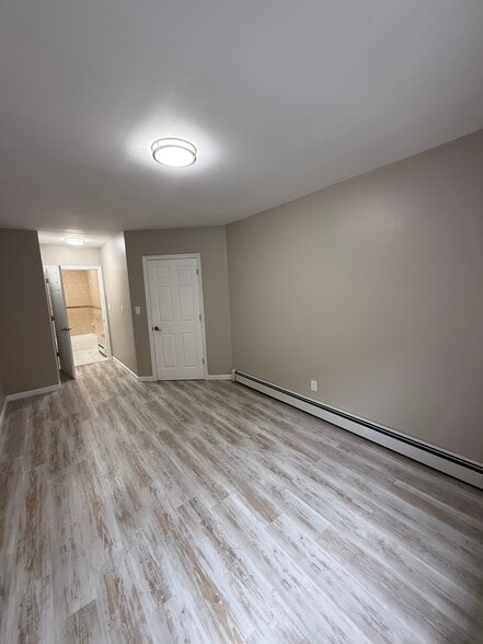Building Photo - 315 E 163rd St