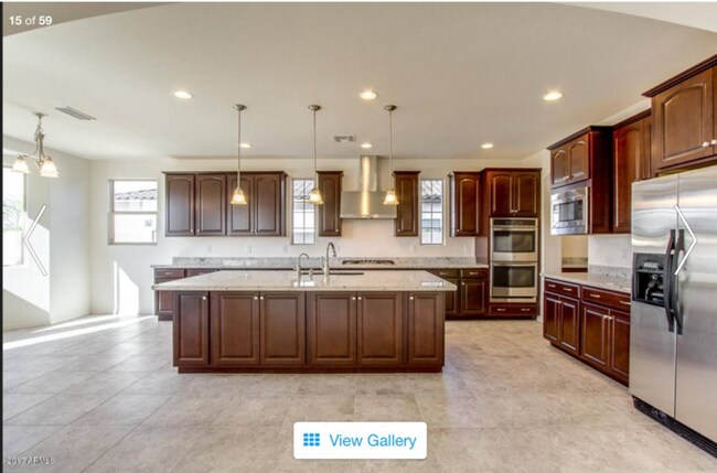 Building Photo - Stunning 5 BD, 4.5 BA home located in the ...