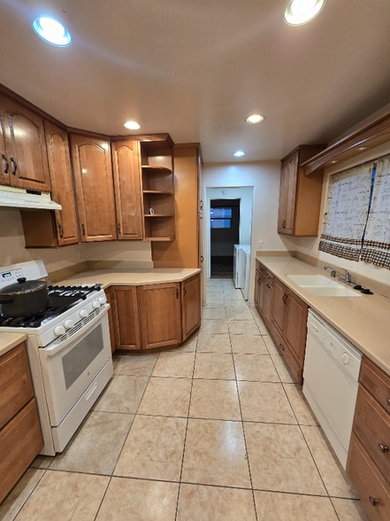 Building Photo - 509 N Third St