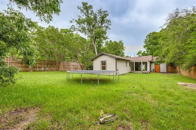 Building Photo - 917 W Washington St