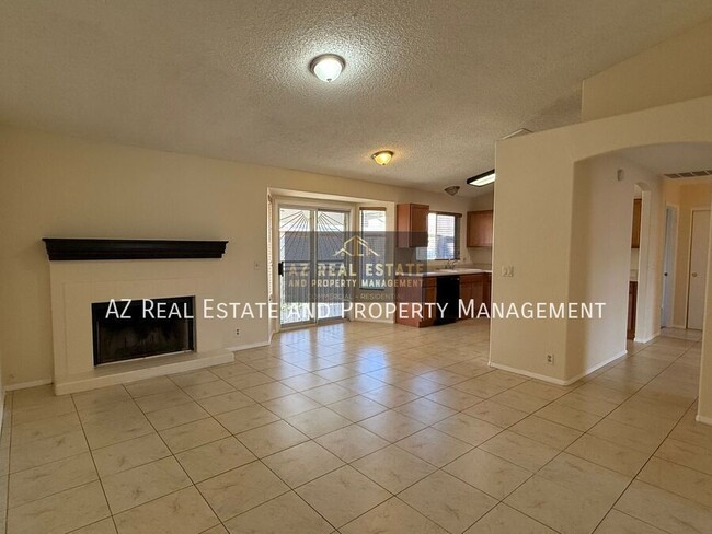 Building Photo - 8528 W Pershing Ave