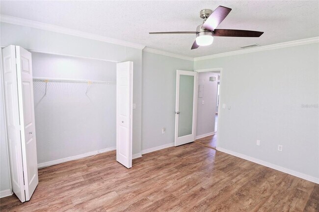 Building Photo - 2450 Heron Terrace